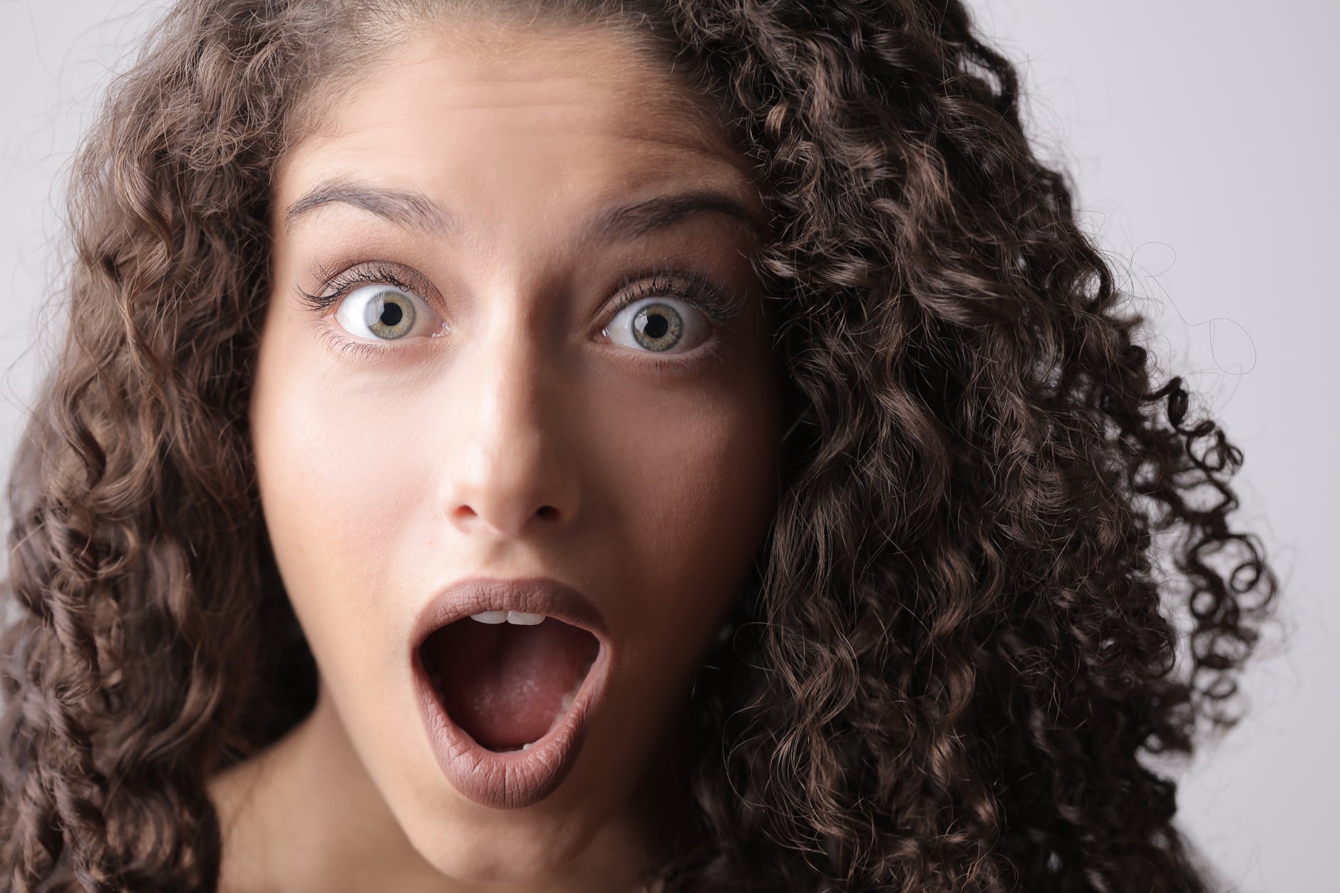 Cos’è lo Shockvertising e gli esempi di pubblicità provocatorie