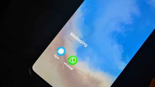 Messaggi vocali WhatsApp, una funzione utile per chi li odia