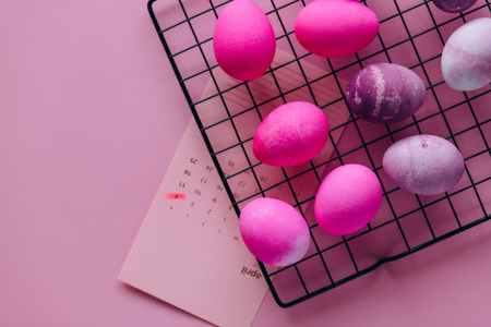 Calendario social aprile 2023: eventi, ricorrenze e hashtag
